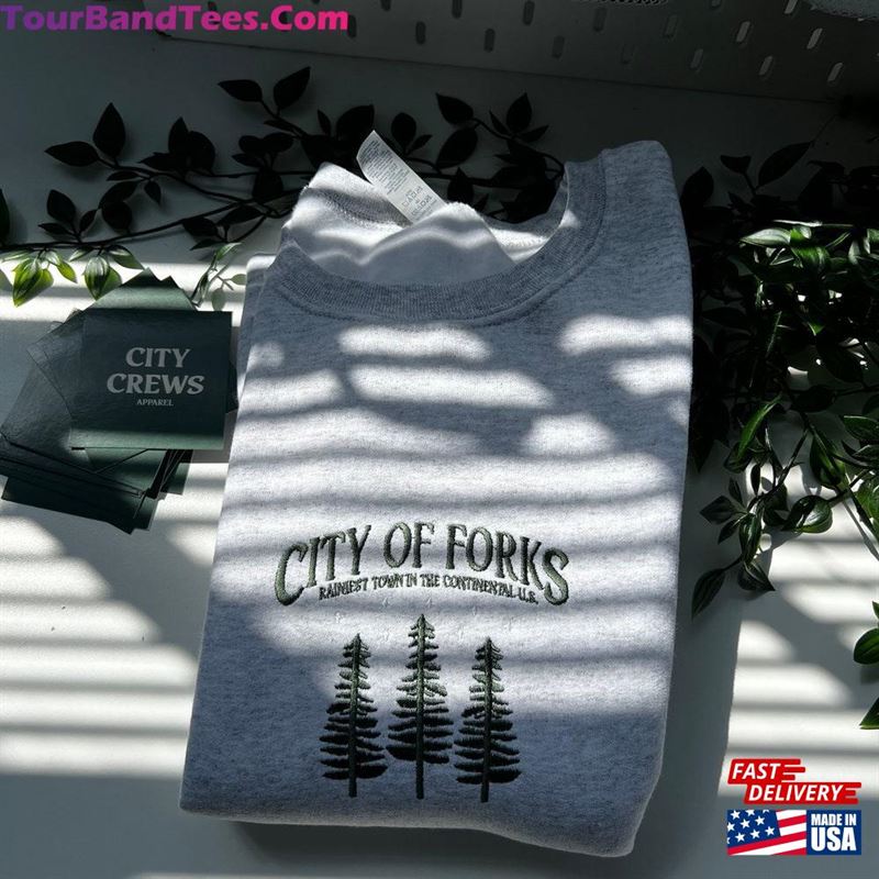 Forks Washington Sweatshirt Twilight Merch Hoodie T-Shirt 29Uf157424 – Utopia Fashion