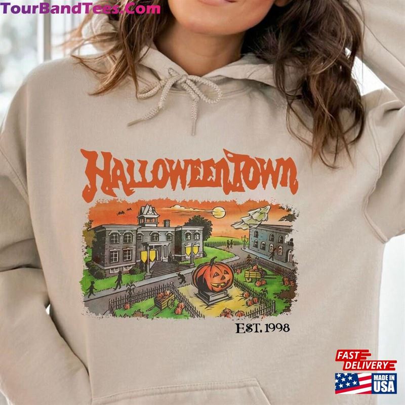 Halloweentown Hoodie Pumpkin Shirt T-Shirt Classic 29Uf142158 – Utopia Fashion