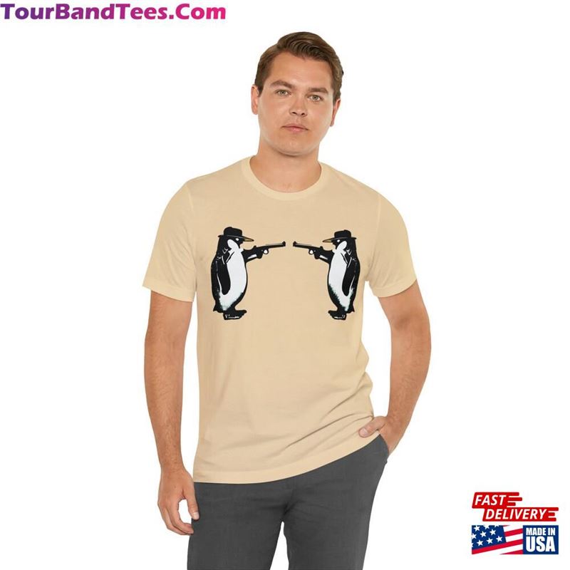 Penguin Pistol Standoff Cotton Tee Shirt T-Shirt Hoodie 29Uf157393 – Utopia Fashion