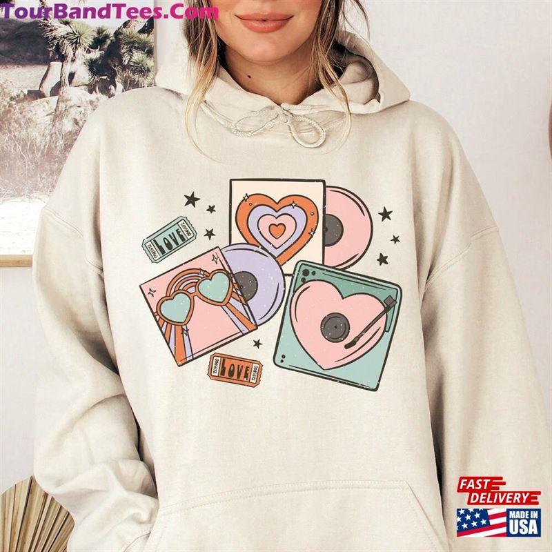 Retro Distressed Love Hoodie Xoxo Sweatshirt Valentines Day Unisex 29Uf142342 – Utopia Fashion