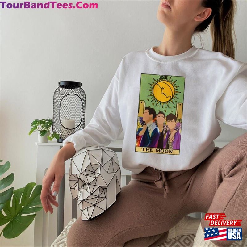 Retro The Moon Jonas Brothers Shirt Joe Mix Tarot Card Tshirt Five Albums One Night Hoodie T-Shirt 29Uf163282 – Utopia Fashion