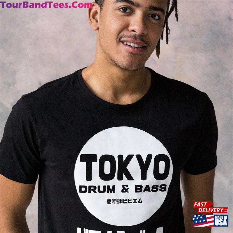 Tokyo Drum Bass T-Shirt Japanese Writing Bpm Junglist Synthesizer Synth Hiragana Kanji Graphic Printed Men’S Women Sweatshirt Unisex 29Uf147386 – Utopia Fashion