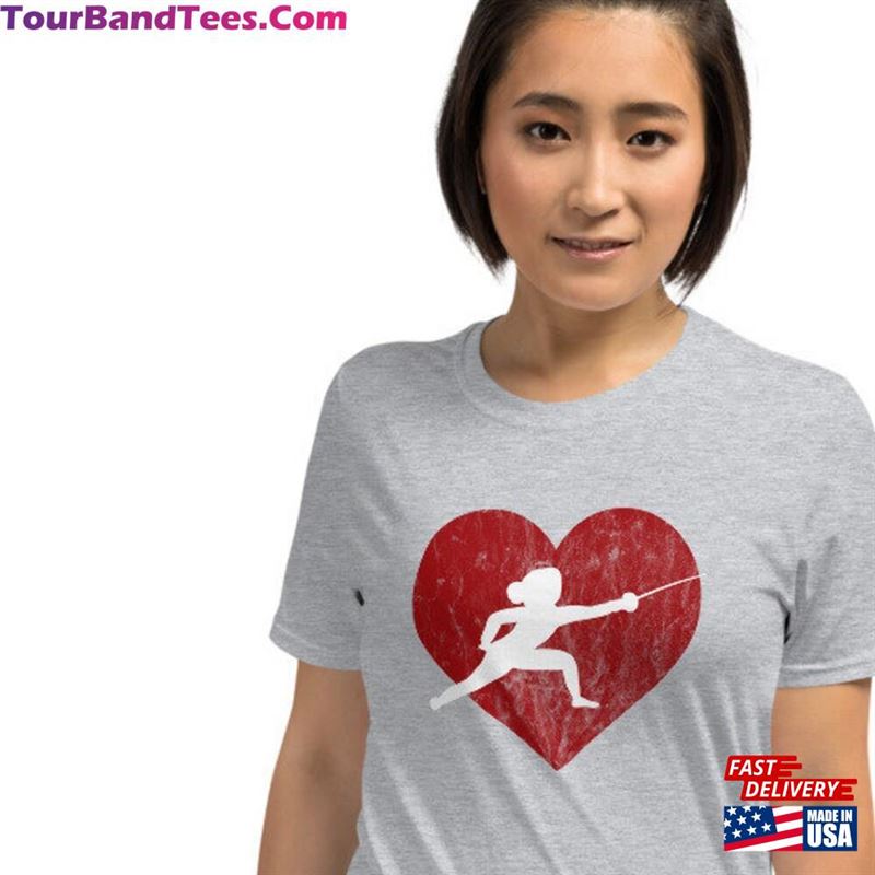 Unisex Fencing T-Shirt Valentines Day Gift For Men Or Women Fencer You Love Heart Shape With A Lunging’S Silhouette En Garde! Sweatshirt 29Uf163183 – Utopia Fashion